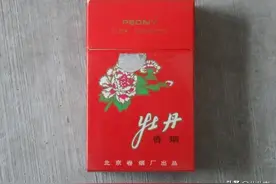 消失的烟盒，80年代的烟盒一品梅，牡丹，一支笔，石林图片