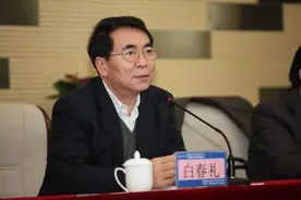 高端光刻机难不难？美工程师：一个零件我调整了十年图片