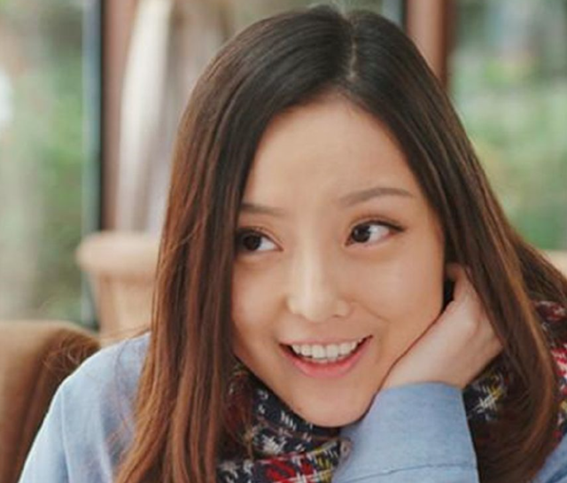王洁曦去世6年,生前因《丑女无敌》爆红,为演戏曾去夜总会试台
