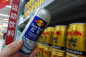 泰国的真正首富，87岁还要娶自己的18岁秘书，还是红牛的创始人图片