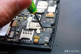 手机出现这种现象时，就能换手机？图片