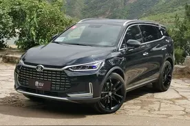 深藏不露，试驾感受比亚迪唐EV四驱高性能版，你觉得它如何图片