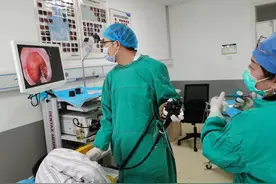 张家港·巩留心连心丨巩留援疆医师成功救治胃出血患者，打赢保“胃”战图片