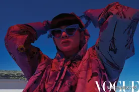 周震南夸张时尚造型 变身潮流先锋挑战自我图片