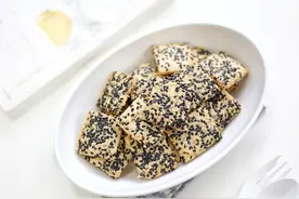 无需黄油也能做的小饼干，酥脆可口，香气十足，做法不难值得一试图片