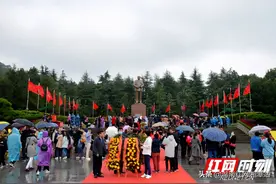 长假“韶山游”直逼高峰，“融”字绘就新画卷图片