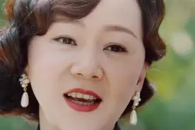 《光芒》：露珠儿无法上位，蓼蓝和黄如虹的离婚撕开了他的真面目图片