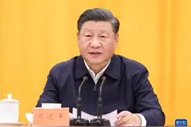 习近平：坚持和完善人民代表大会制度 不断发展全过程人民民主图片