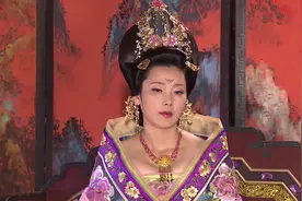 杨玉环本可以和李瑁厮守终生，但因婆婆的作为，让她被李隆基抢走图片