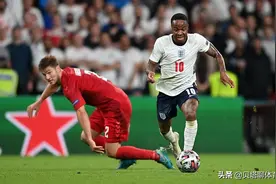 2-1脸都不要了？英格兰跳水队，裁判拒绝看VAR，强行送点球图片