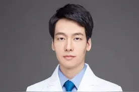 北京牙齿矫正李志鹏医生：嘴突正畸案例合集图片