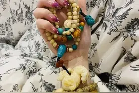 文玩圈的“后浪”，别看年纪小，玩起来真够老道！图片