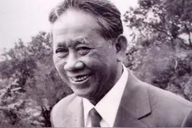 1952年黎笋访华夸志愿军神勇，回国后称：中国人一点也不勇敢图片