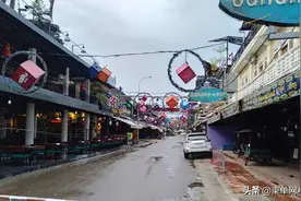 暹粒酒吧街的至暗时刻：灯光熄灭、门面转让...图片