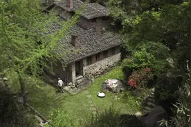 他在福州山里一个人住：远离欲望的30年，我找到了无价之宝图片