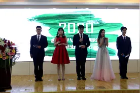 三年学习时光飞逝，今天我们毕业了图片