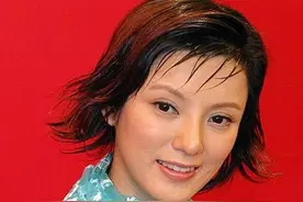 美知名杂志邀她拍裸照，出价25万美元，彭丹：我脱也是脱给华人看图片