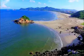 广东下川岛有一长寿村，据说源于一口神奇的水井，井水能治病图片