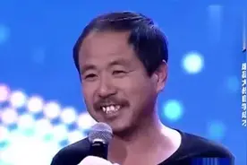 收废品大叔跳舞被当成神经病一段表演结束全场评委都被惊艳图片