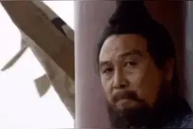 陈宫的忠言吕布拒听，他面对曹操，宁死不屈图片