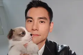 原来所谓女友多半都是绯闻，彭于晏交往过的女友都有谁图片