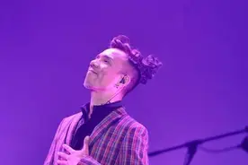 港者时光机：蓝色Sha La La  李国祥图片