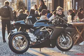 产线再开！MV奥古斯塔Superveloce 800新色登场图片