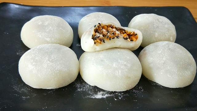 10种糯米粉最好吃的做法，软糯凉爽，香甜不油腻，一口一个真解馋