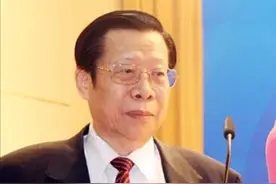 央视23年前的一次“冒险”，一集未删，收视却破了纪录图片