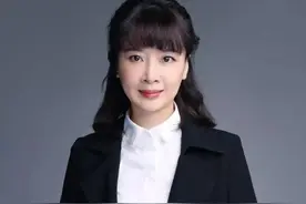还记得《西游记》里的七个“蜘蛛精”吗？大姐已经成为女总裁图片