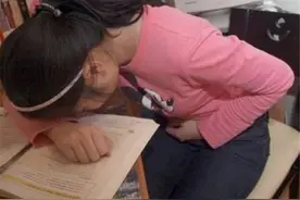 当女儿第一次来“大姨妈”，请妈妈不要忘了告诉她这3件事图片