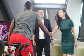 登哥最爱啊，越来越像中国版卡戴珊图片