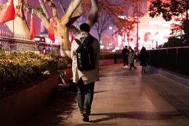 微小说：底线图片