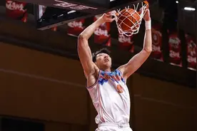 狂言君：周琦还真去澳大利亚了……图片