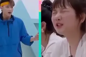黄子韬带着团员排练，称满脑子都是田京凡，网友：田京凡太有梗图片