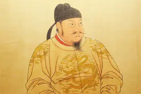 皇子装疯，被宦官当傀儡拥为皇帝，即位后第一道圣旨，让百官颤抖图片