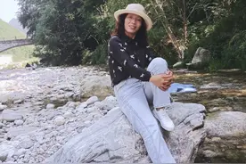 张秋鸽：楷精法祥 丰神多姿图片