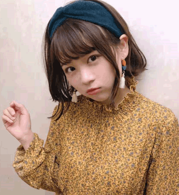 长大后的盛利,虽然没有进入演艺圈做演员,但是也成为了少儿频道的主持