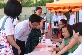 从"本科"一路念到博士，大概得花多少钱？普通家庭或许承担不起图片