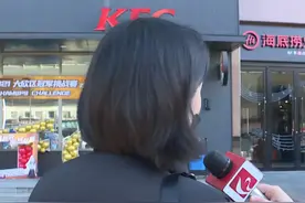 长春新天地购物公园里的珠宝店买钻戒承诺5年可回购，到期顾客却吃了“闭门羹”图片