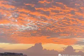 美炸！新加坡出现神仙晚霞图片