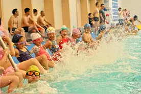 游泳纳入中考项目，成都哪些学校开了游泳课？图片