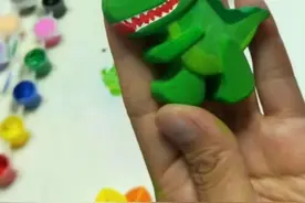 石膏娃娃，石膏圆盘，石膏工艺制品涂鸦示范图片