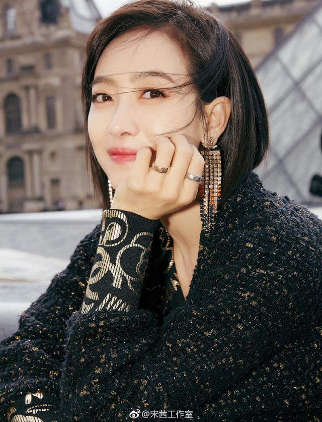 三四十岁剪什么短发减龄,宋茜剪了齐肩波波头时髦减龄,美呆了