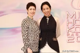姜还是老的辣！63岁朱玲玲高调为晚辈打call，穿旗袍输年龄赢穿搭图片