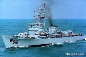 中国如何处理退役舰艇？导弹直奔战舰要害 巨响过后场面令人懵呆图片