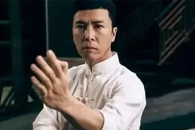 58岁甄子丹生日，汪诗诗晒一家四口庆生合照，17岁高颜值儿女抢镜图片