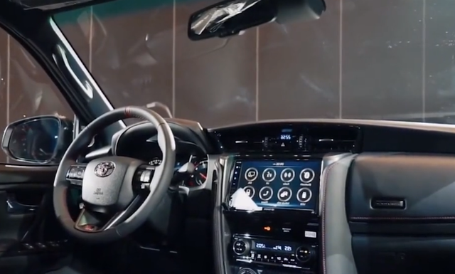 丰田新款越野车26万起，非承载车身+差速锁都有，还有四驱