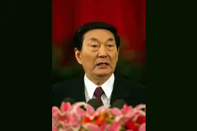 1992年，“黑马”朱镕基调任北京引异议，邓公：好干部就在眼前图片