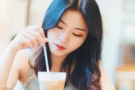 小说：战神归来，发现多了一个女儿，连老婆是谁都不知道图片